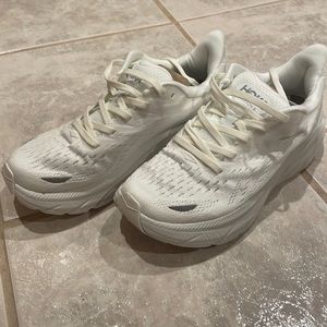 Hoka Clifton 8 Eggnog